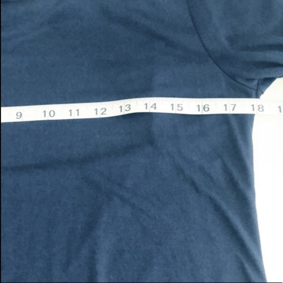 Old navy long sleeves very light for active work - Picture 6 of 6